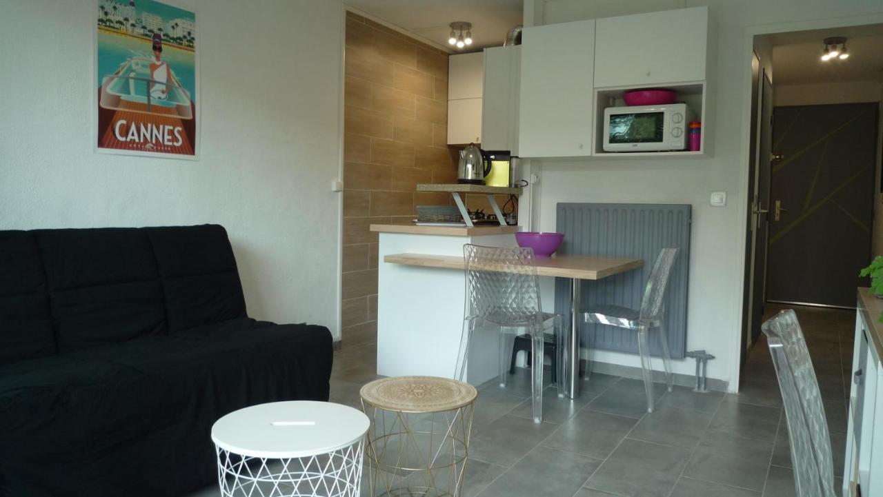 Appartementfrontdemersaintraphaelsantalucia ภายนอก รูปภาพ